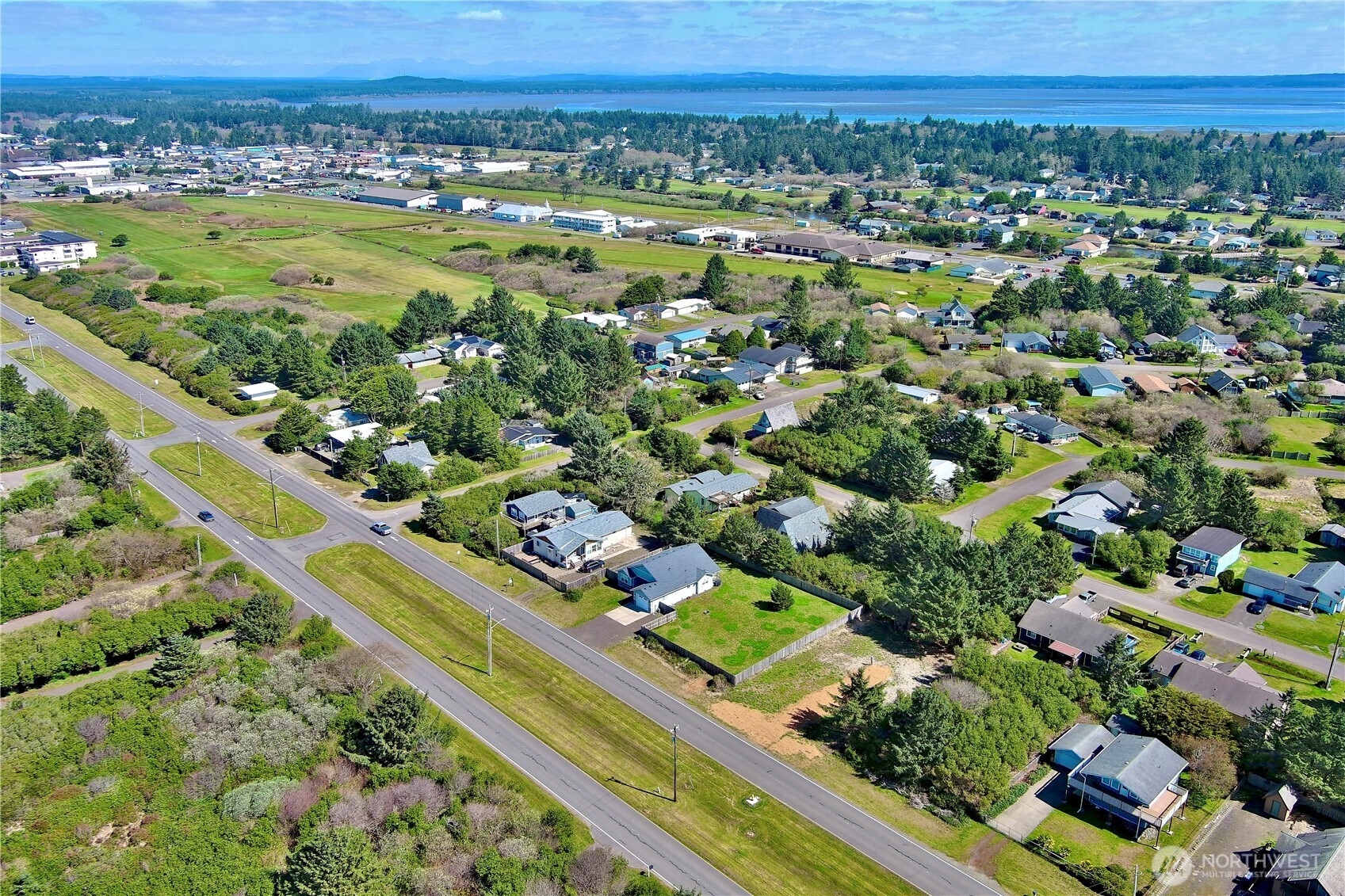 538 Ocean Shores Boulevard NW, Ocean Shores, WA 98569