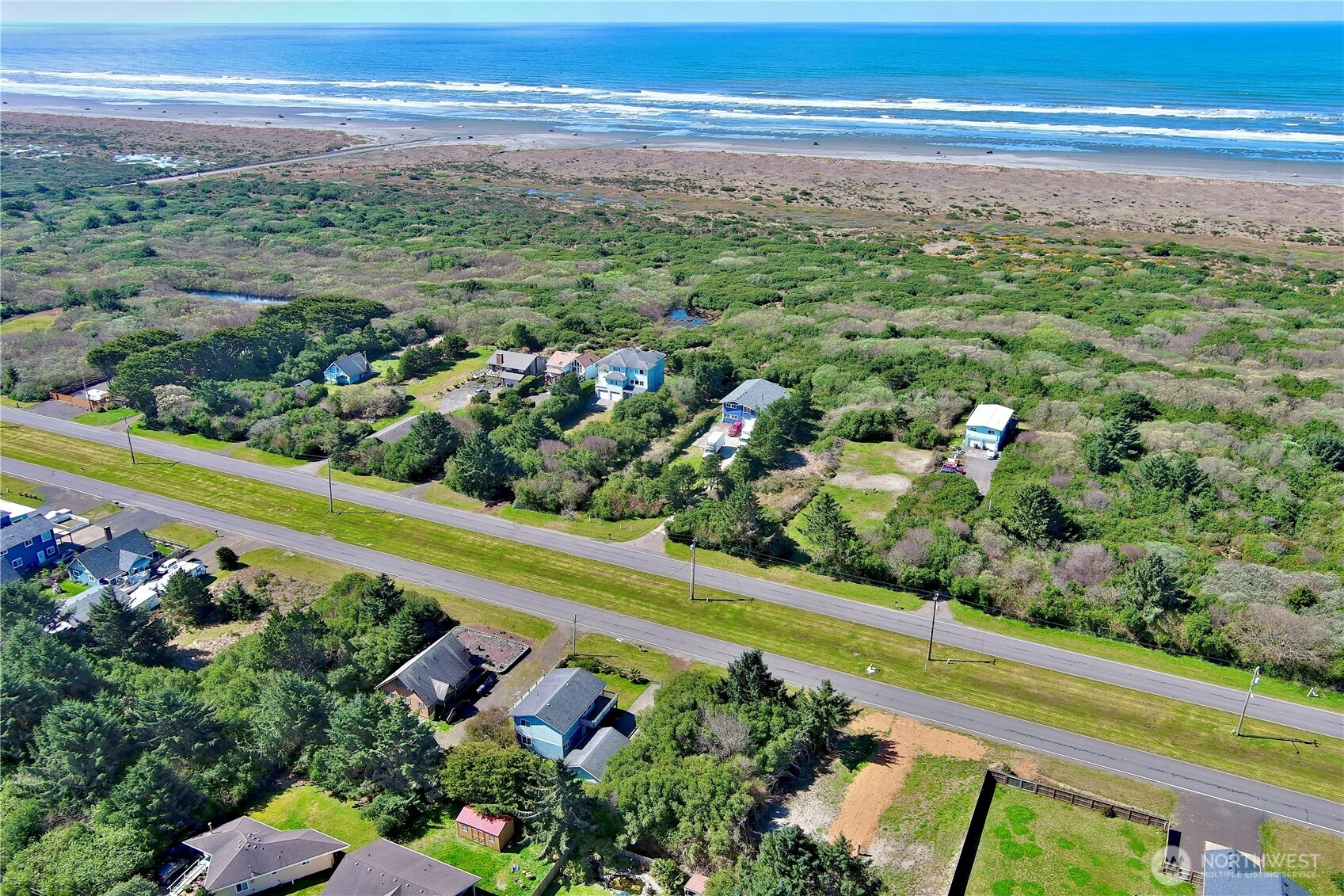 538 Ocean Shores Boulevard NW, Ocean Shores, WA 98569