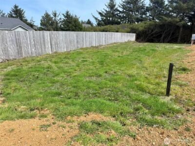 538 Ocean Shores Boulevard NW, Ocean Shores, WA 98569 - Photo 2