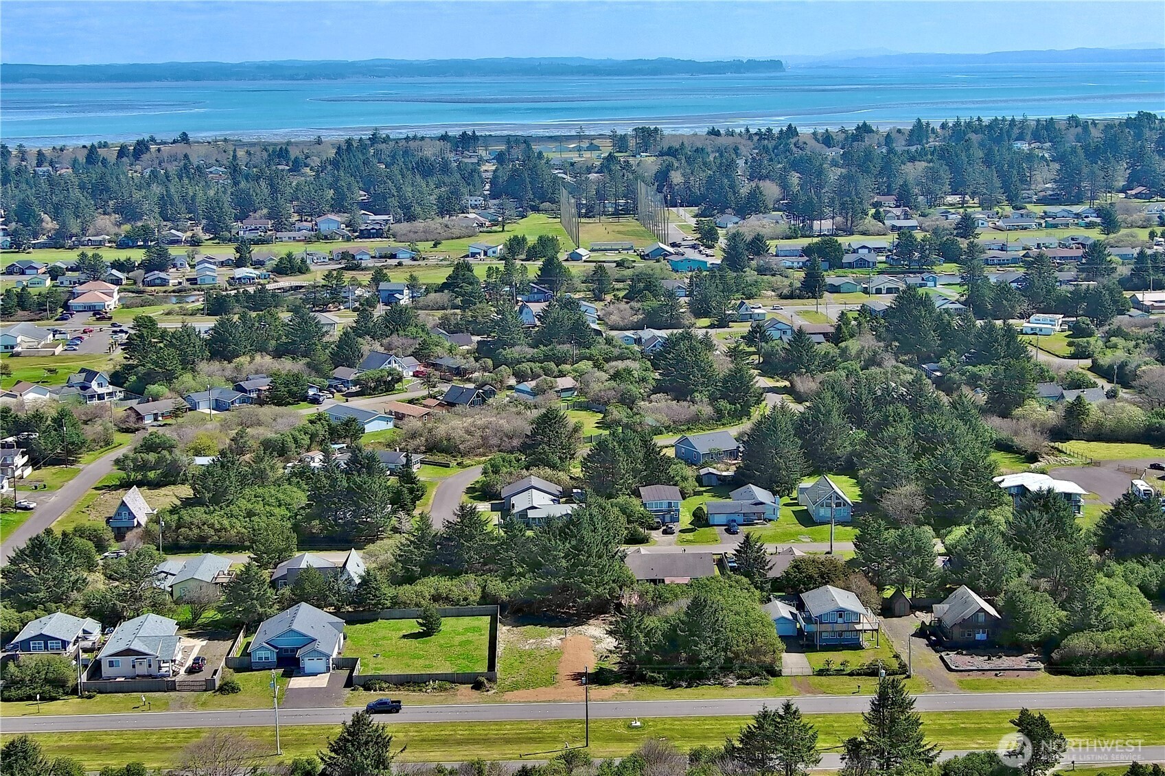 538 Ocean Shores Boulevard NW, Ocean Shores, WA 98569