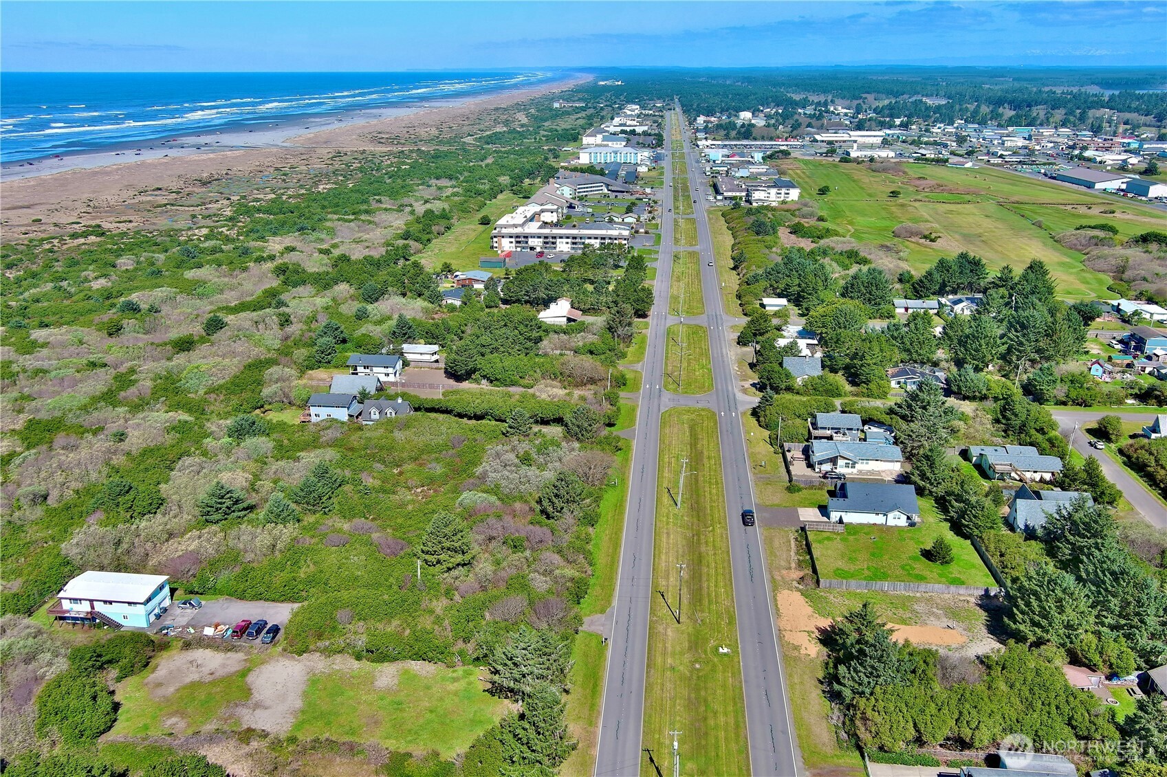 538 Ocean Shores Boulevard NW, Ocean Shores, WA 98569