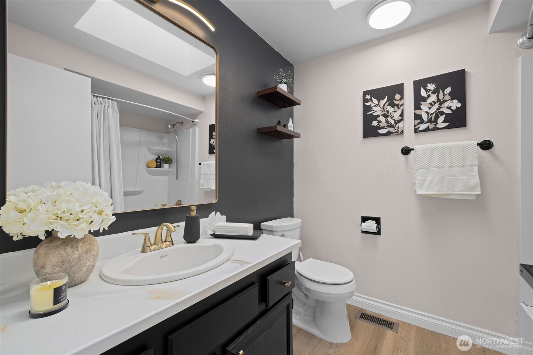 18424 135th Place SE, Renton, WA 98058