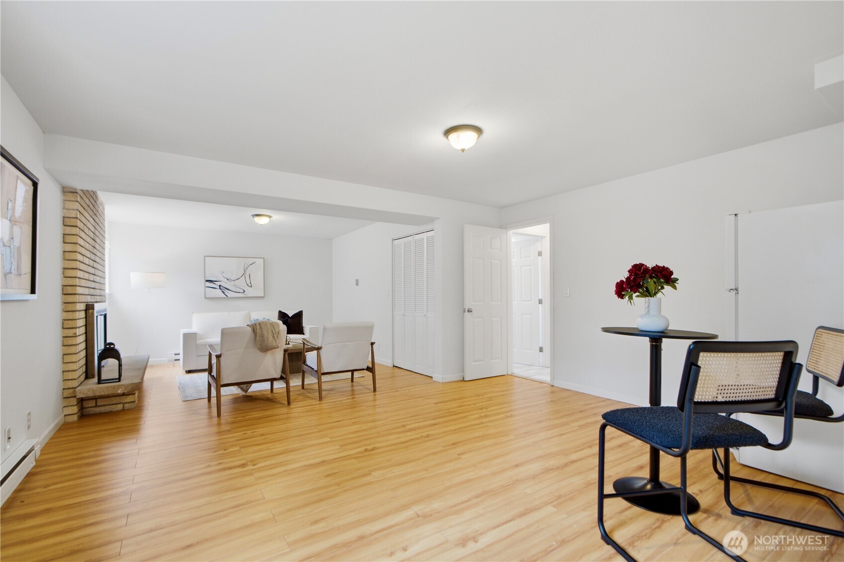 14831 NE 14th Street , Bellevue, WA 98007