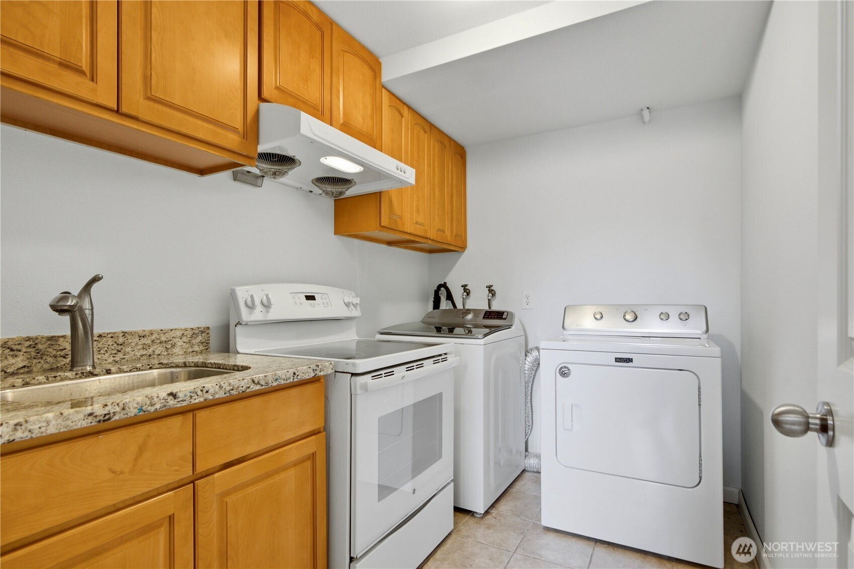 14831 NE 14th Street , Bellevue, WA 98007