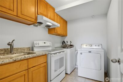 14831 NE 14th Street , Bellevue, WA 98007 - Photo 20