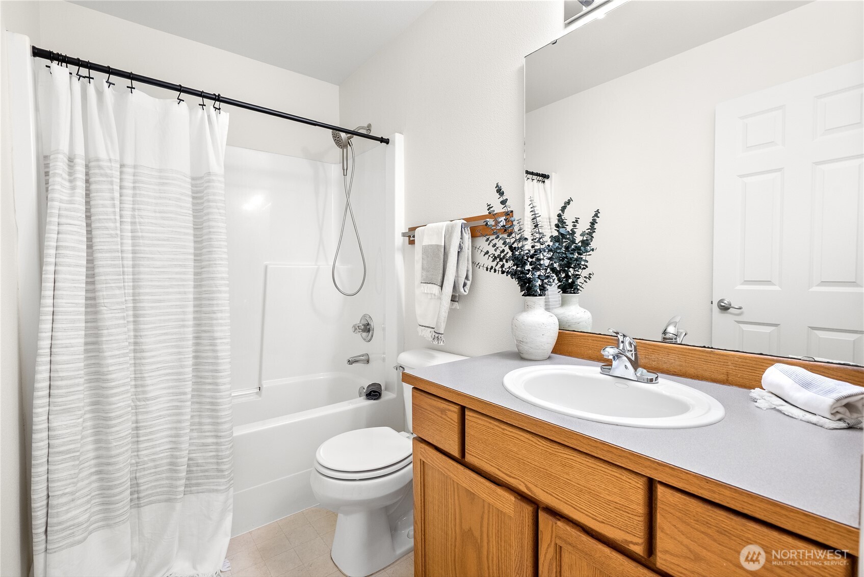 2229 190th Street SW, Lynnwood, WA 98036