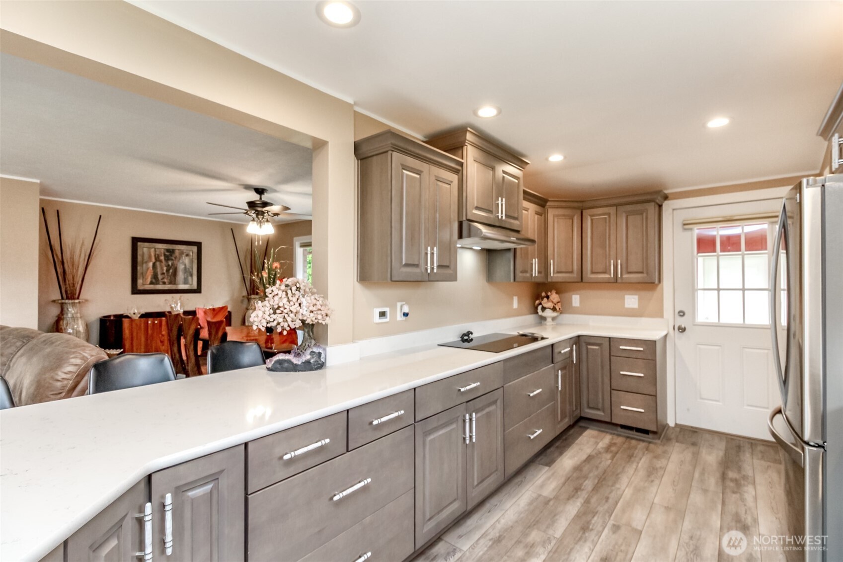 36510 Mountain Highway E, Eatonville, WA 98328