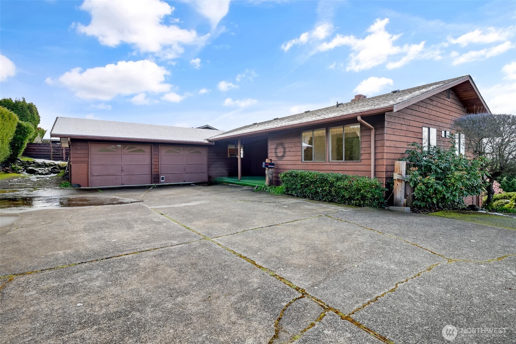 5837 Broadview Avenue NE, Tacoma, WA 98422