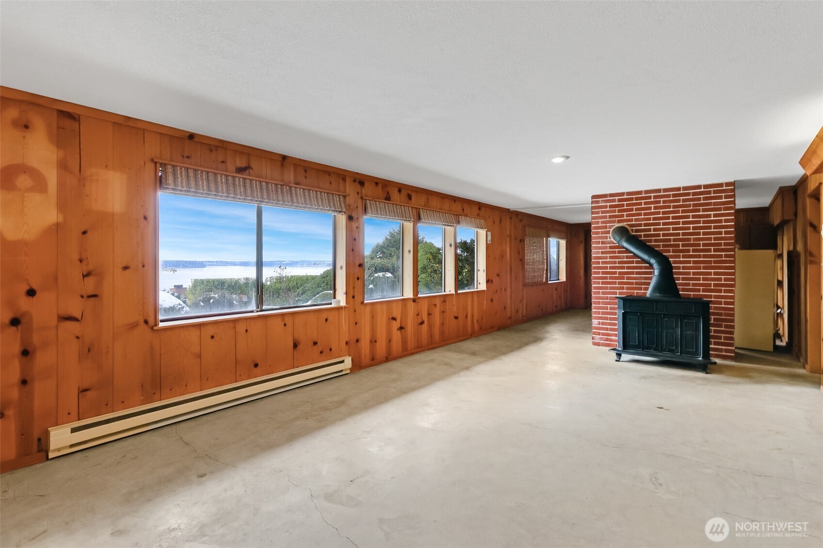 5837 Broadview Avenue NE, Tacoma, WA 98422