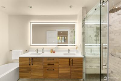 9525 Mercerwood Drive , Mercer Island, WA 98040 - Photo 15