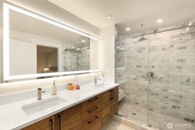 9525 Mercerwood Drive , Mercer Island, WA 98040 - Photo 16