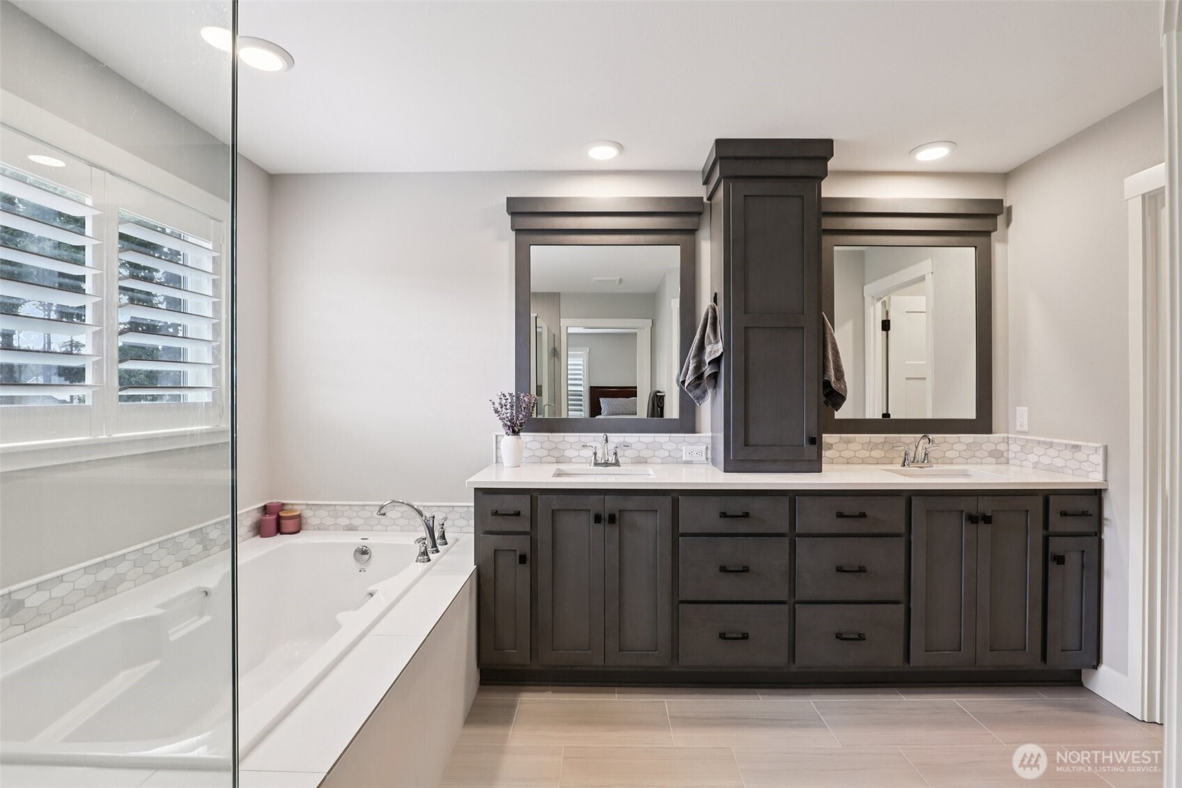 8321 NE 168th Place , Vancouver, WA 98682