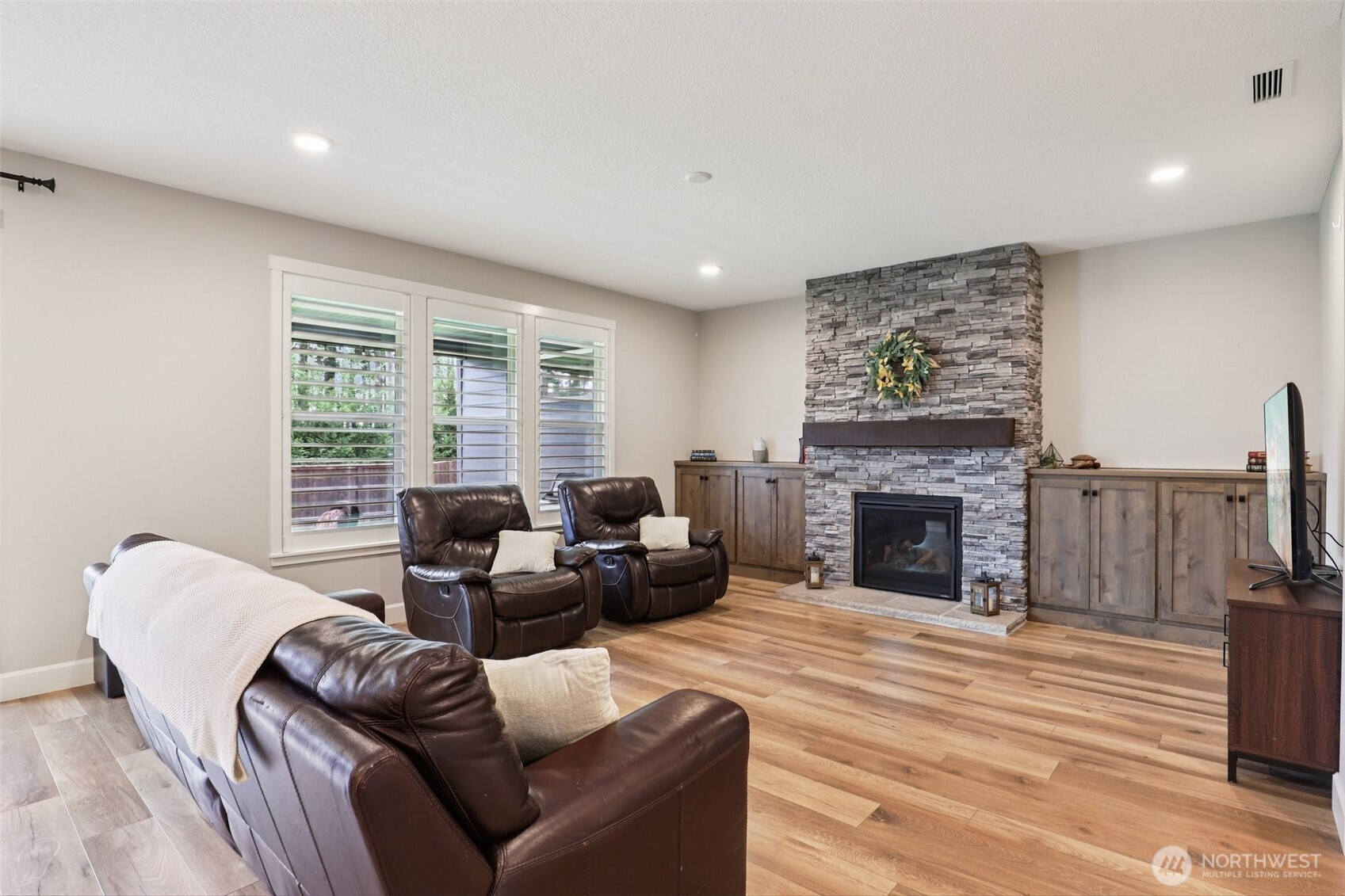 8321 NE 168th Place , Vancouver, WA 98682