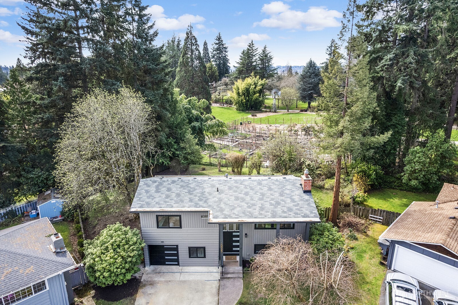 10925 NE 117th Place , Kirkland, WA 98034