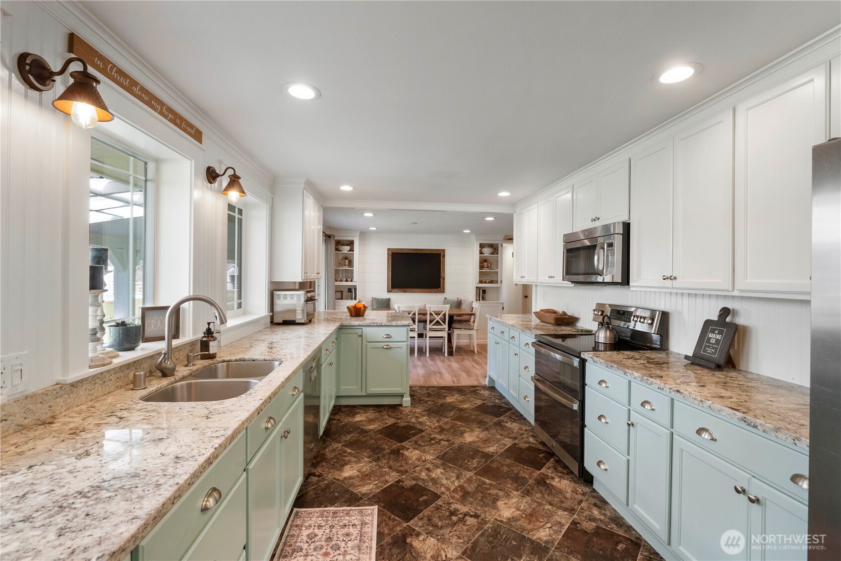 12104 26th Avenue E, Tacoma, WA 98445