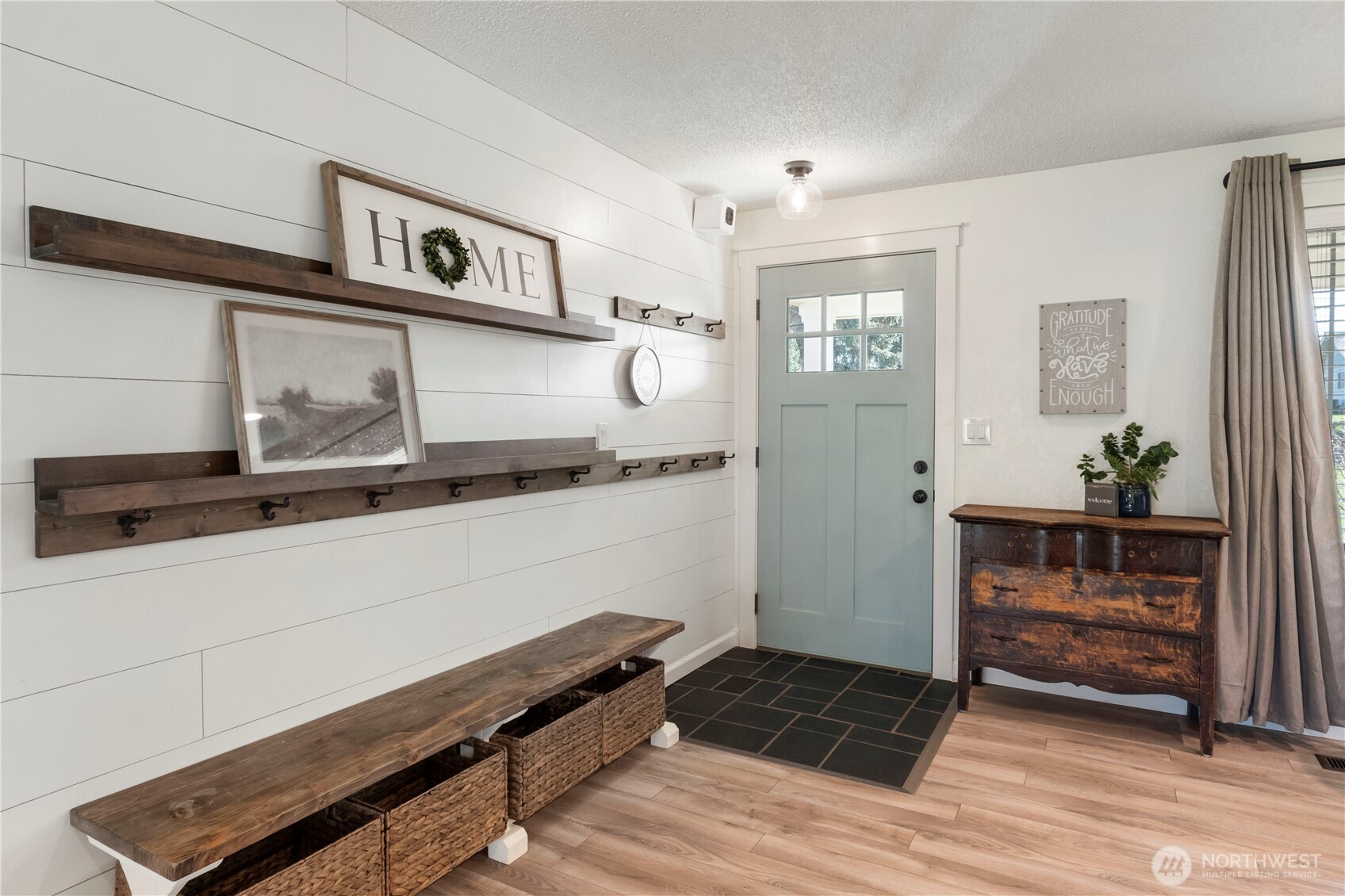 12104 26th Avenue E, Tacoma, WA 98445