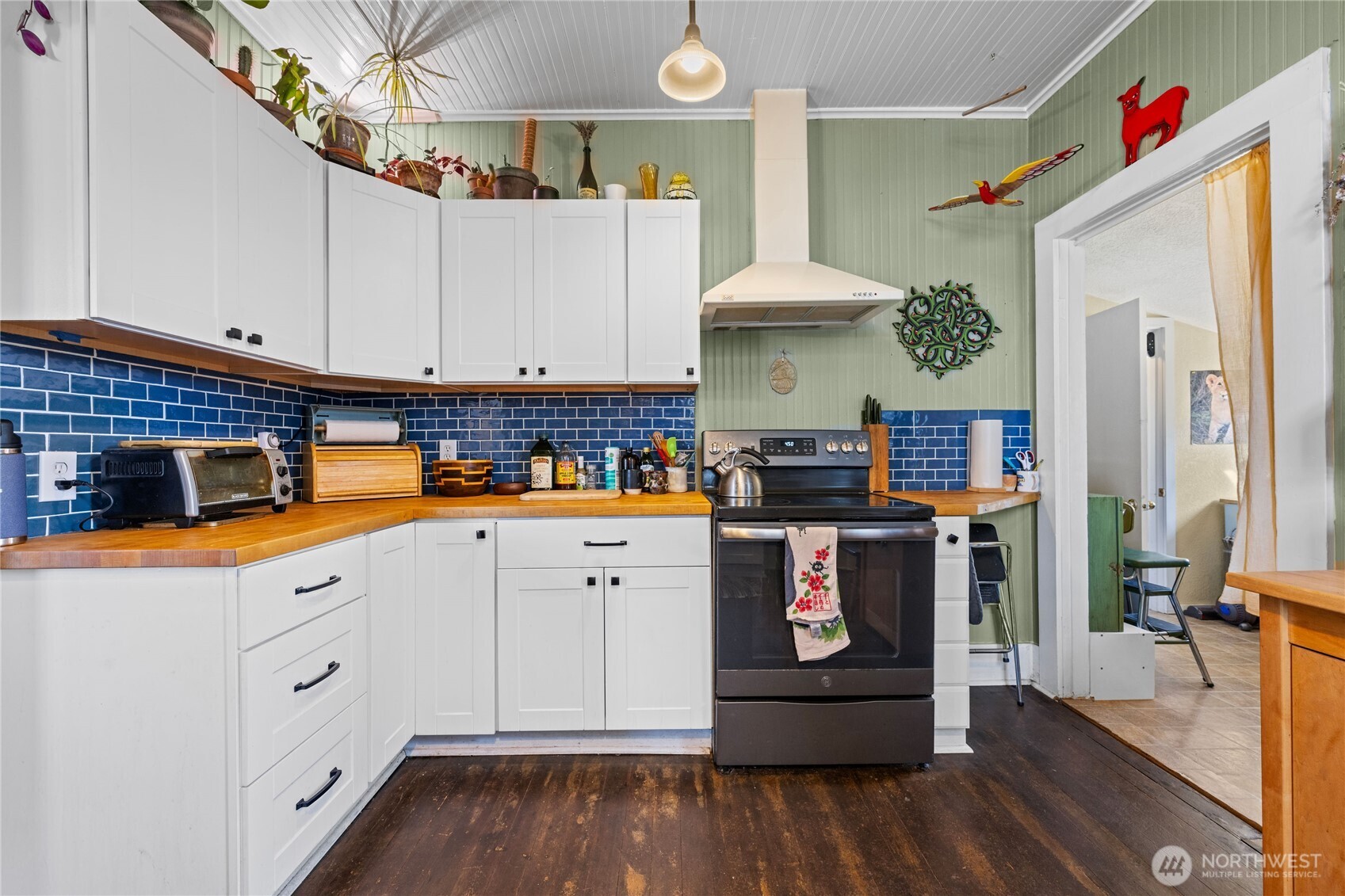 1310 44th Pl , Seaview, WA 98644