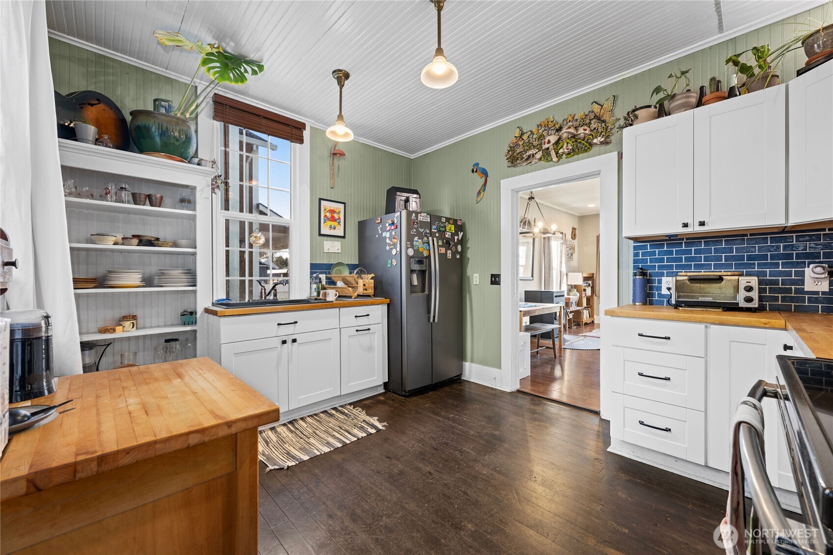 1310 44th Pl , Seaview, WA 98644