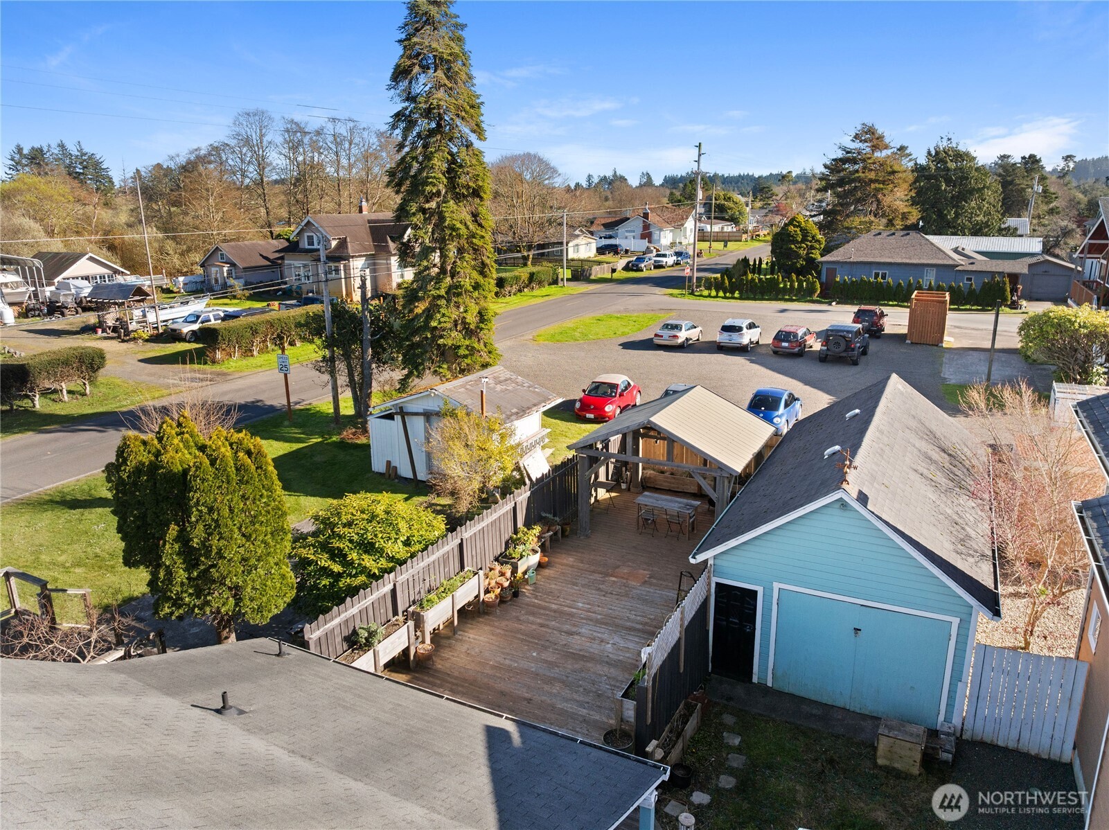 1310 44th Pl , Seaview, WA 98644