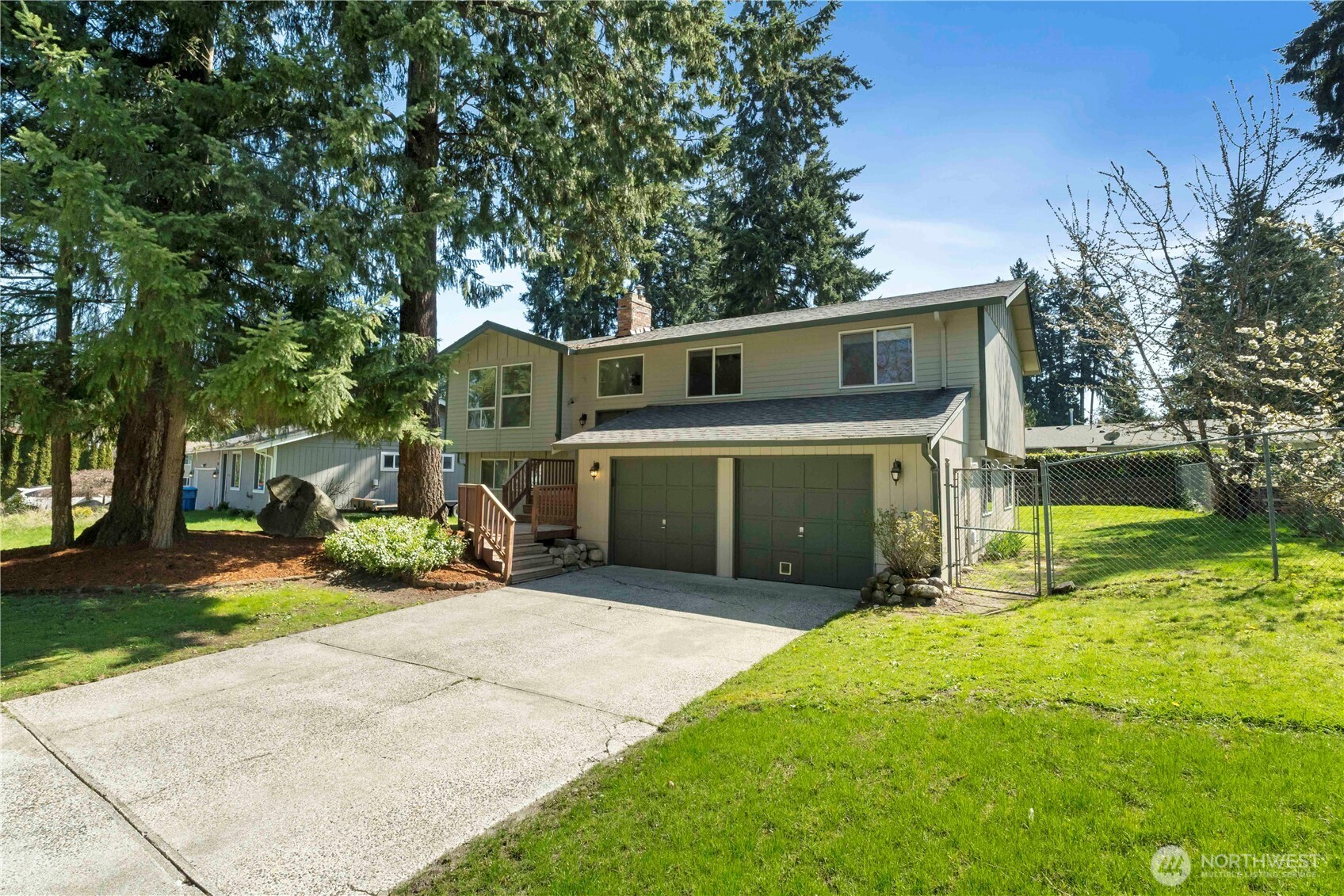 2210 27th Avenue SE, Puyallup, WA 98374