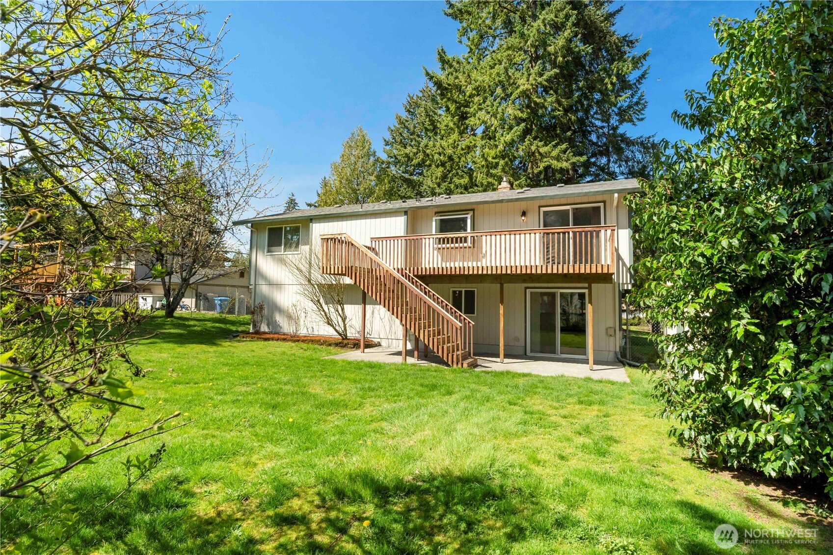 2210 27th Avenue SE, Puyallup, WA 98374