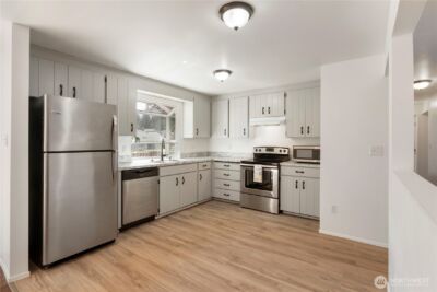 2210 27th Avenue SE, Puyallup, WA 98374 - Photo 9