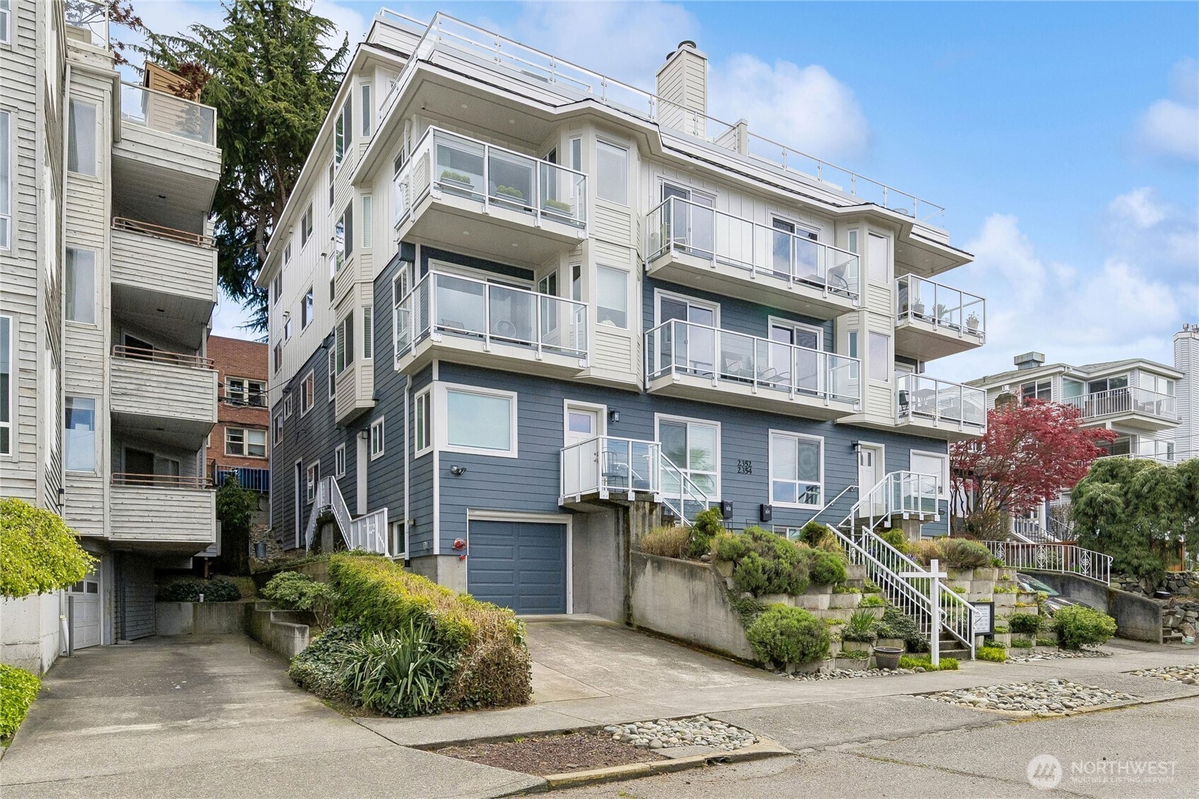 2354 E Yale Avenue #302, Seattle, WA 98102