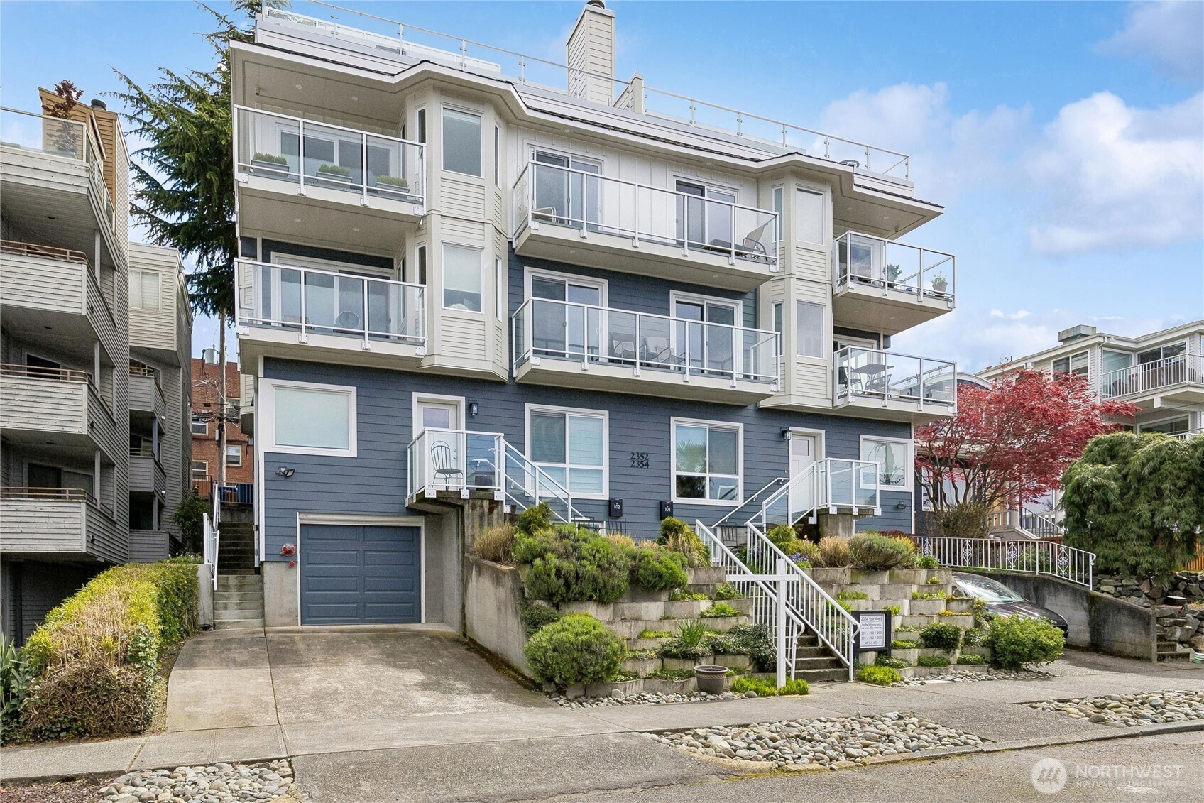 2354 E Yale Avenue #302, Seattle, WA 98102