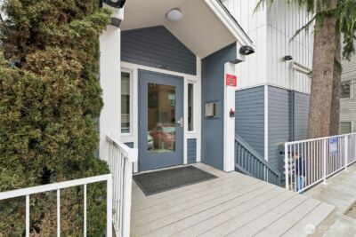 2354 E Yale Avenue #302, Seattle, WA 98102 - Photo 4