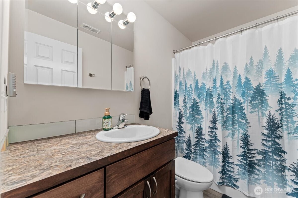 1327 S Miller Street , Wenatchee, WA 98801