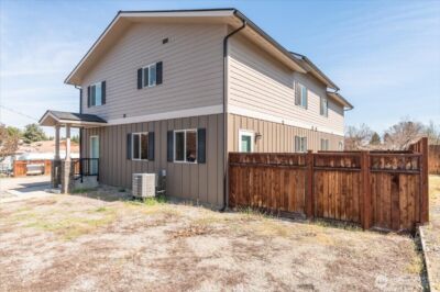 1327 S Miller Street , Wenatchee, WA 98801 - Photo 31