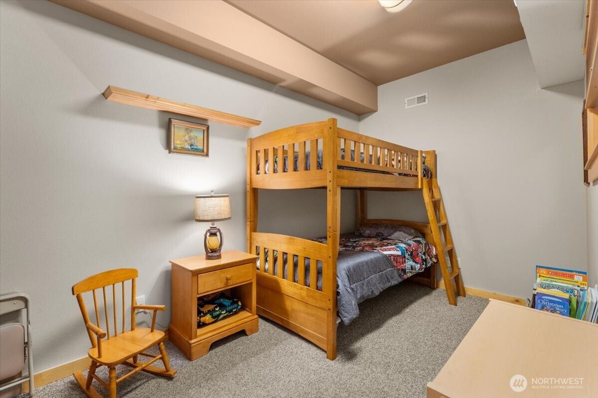 15320 Lakeview Street , Entiat, WA 98822