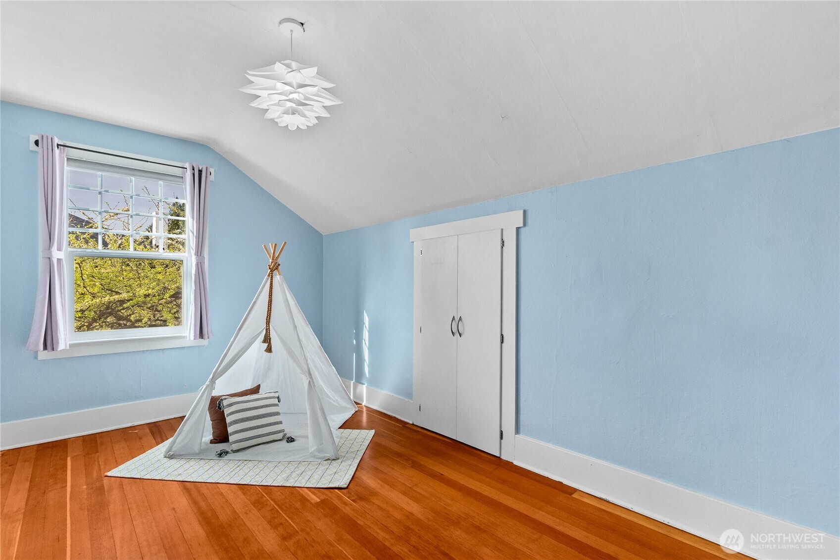 1617 Water Street SW, Olympia, WA 98501