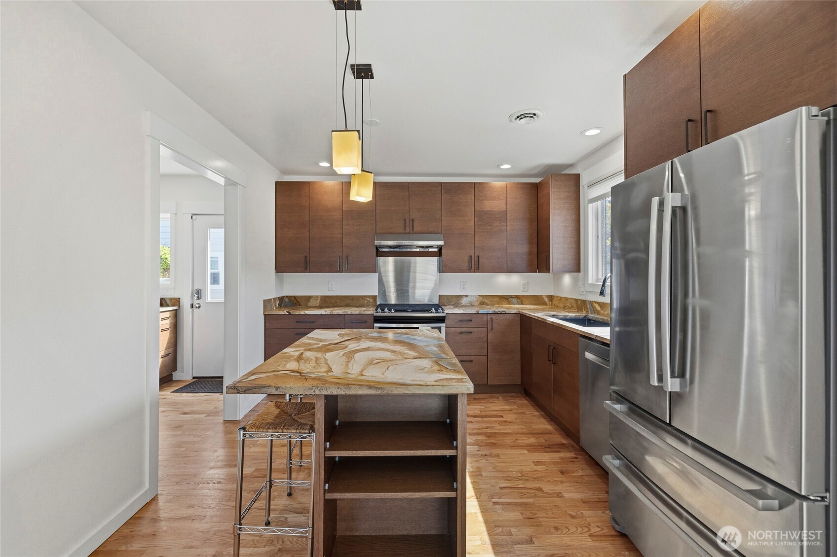 1320 S 12th Street , Mount Vernon, WA 98273