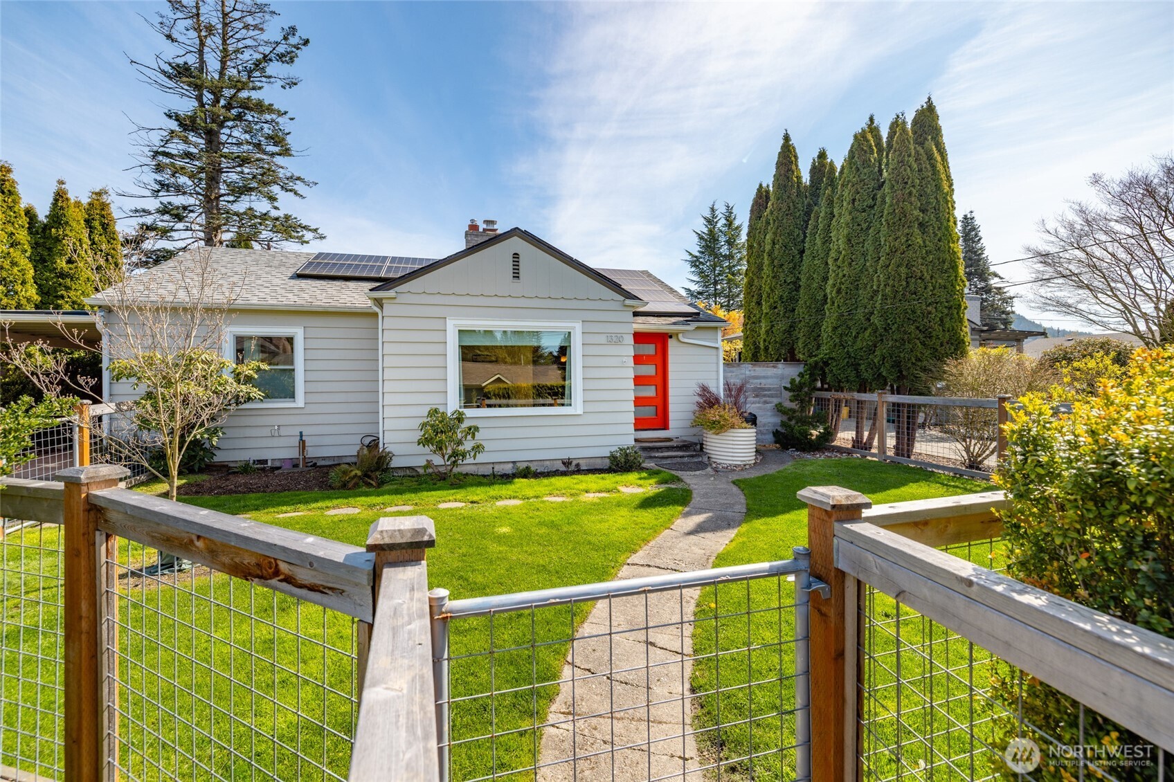 1320 S 12th Street , Mount Vernon, WA 98273