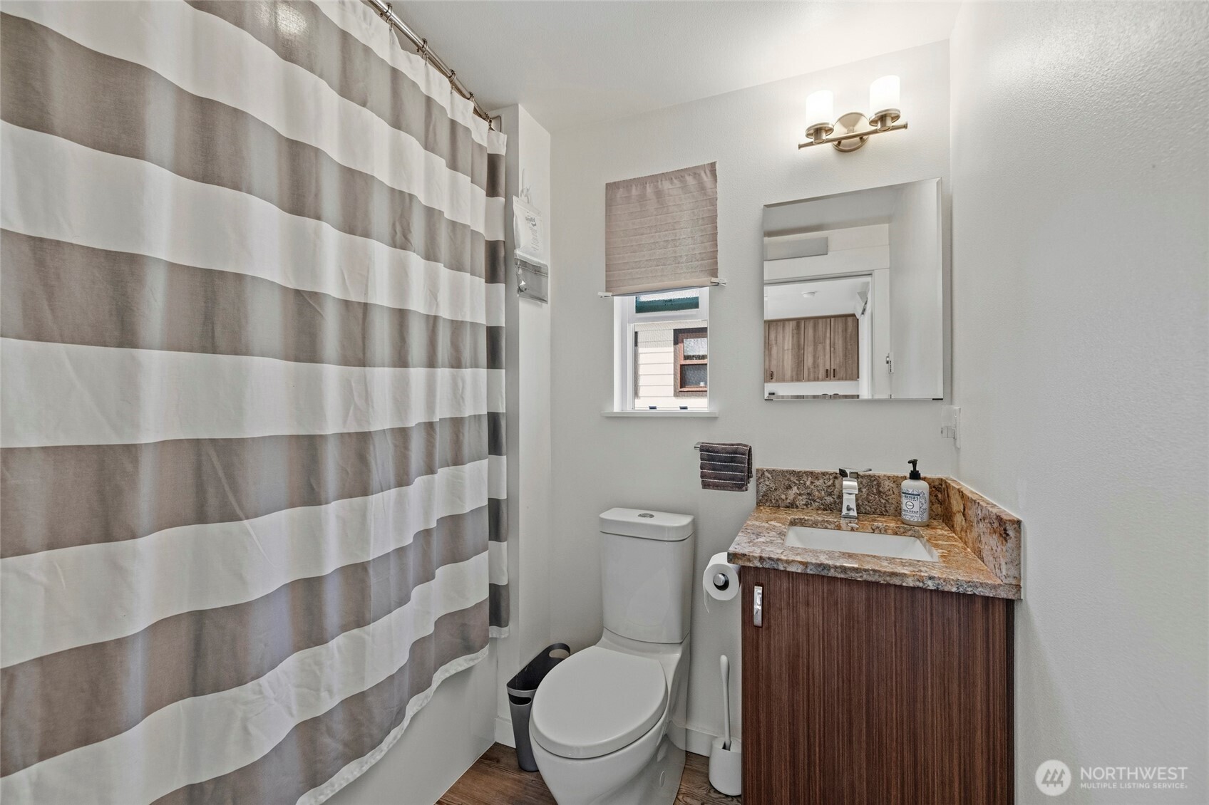 1320 S 12th Street , Mount Vernon, WA 98273