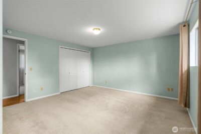 11516 Bartlett Ave NE, Seattle, WA 98125 - Photo 15