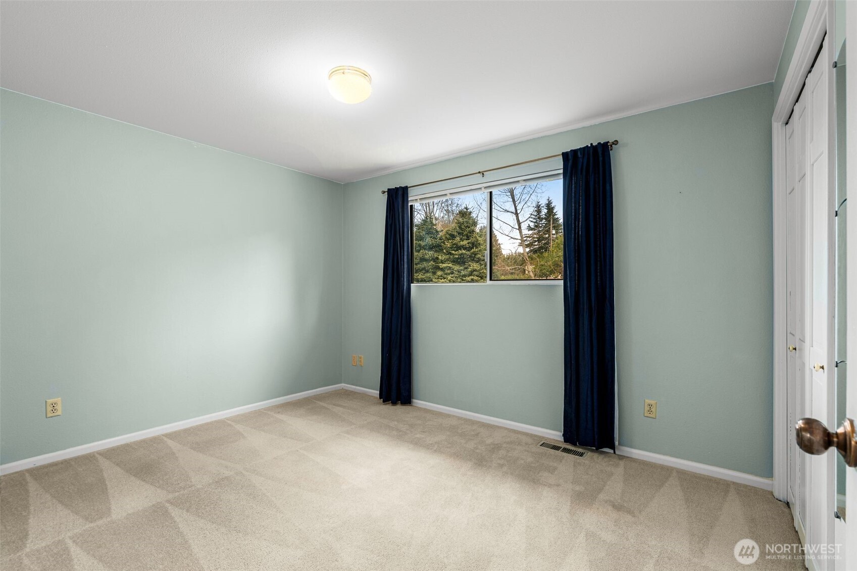 11516 Bartlett Ave NE, Seattle, WA 98125