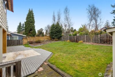 11516 Bartlett Ave NE, Seattle, WA 98125 - Photo 21