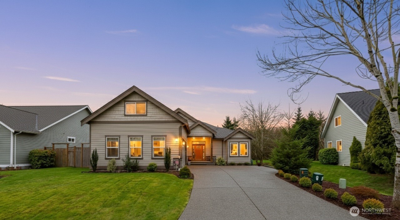 4459 Castlerock Drive , Blaine, WA 98230