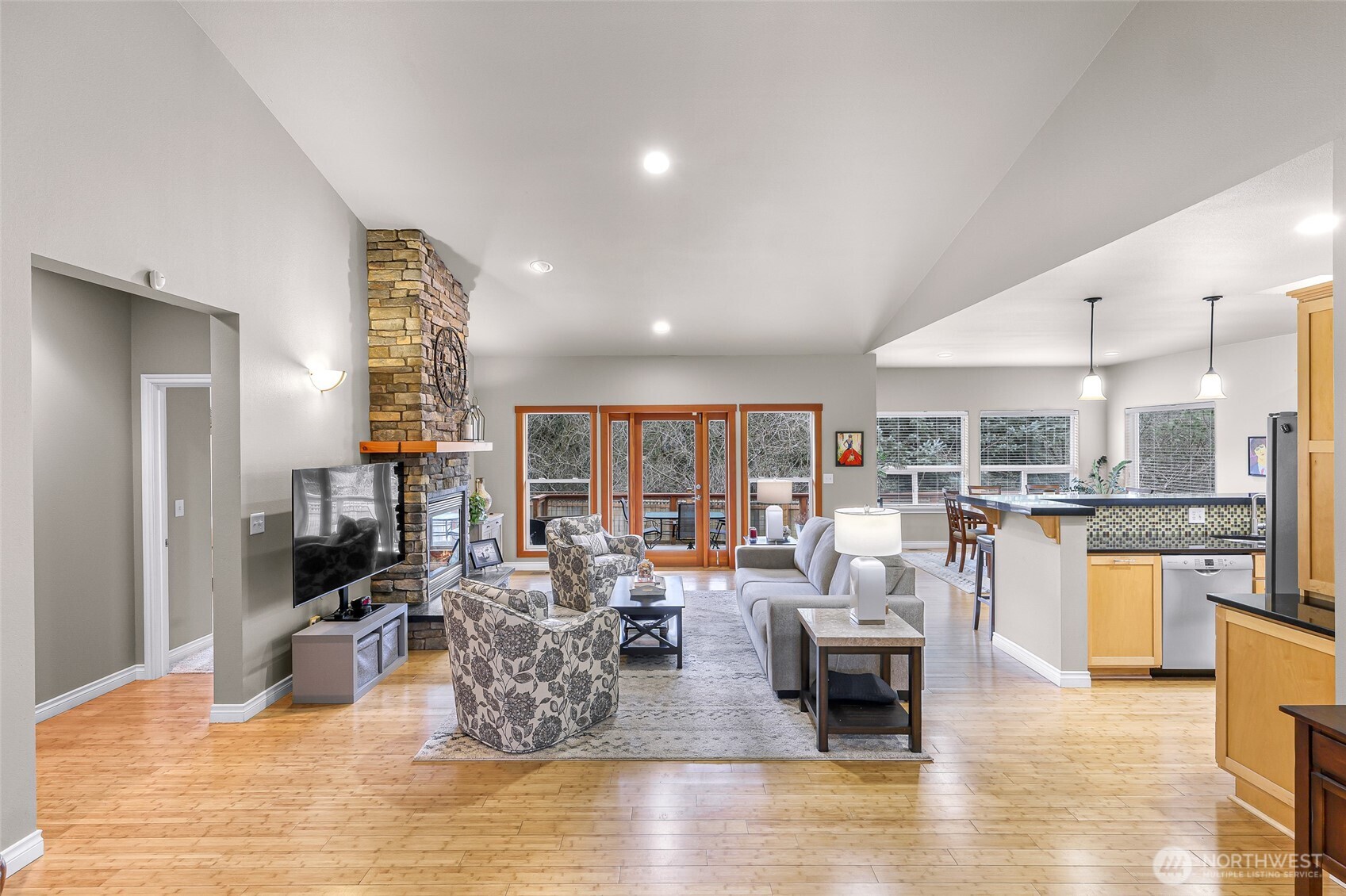 4459 Castlerock Drive , Blaine, WA 98230