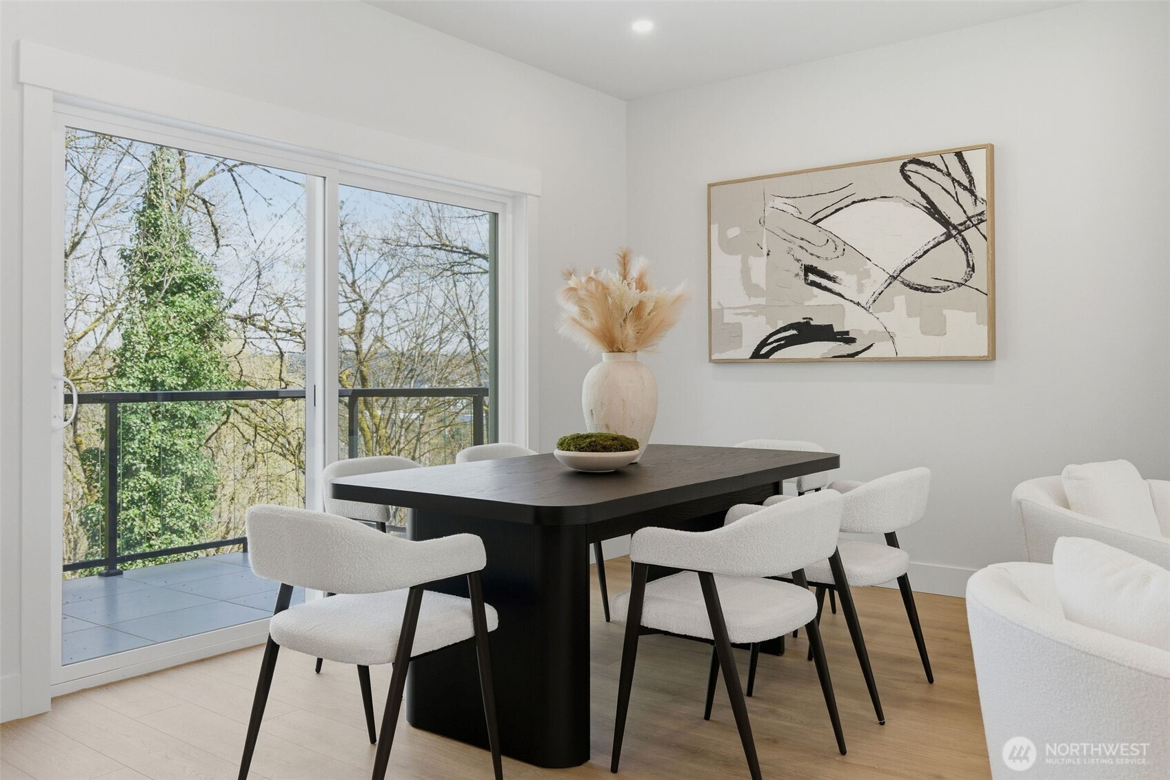 10930 NE 120th Street , Kirkland, WA 98034-6803