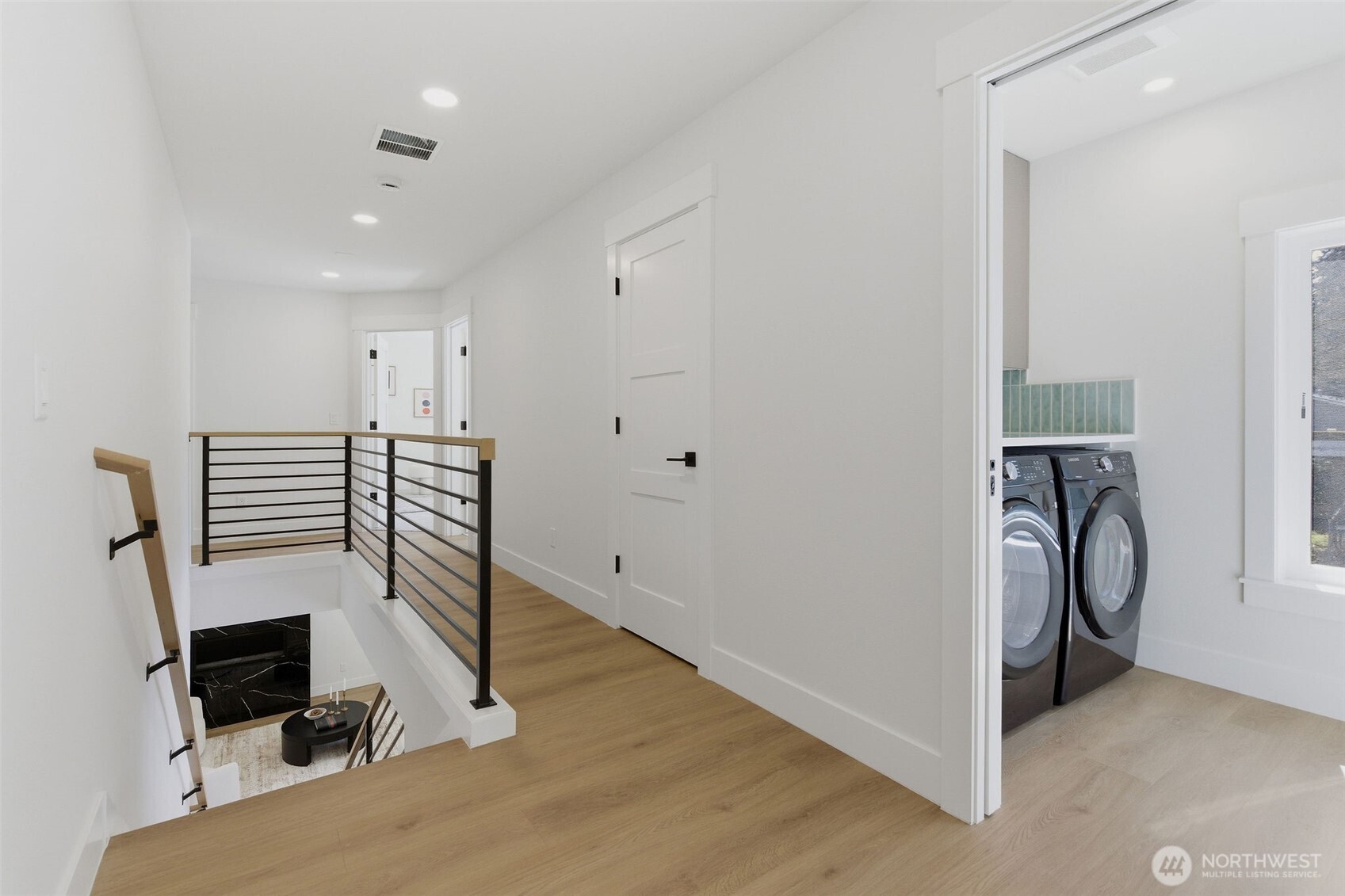 10930 NE 120th Street , Kirkland, WA 98034-6803