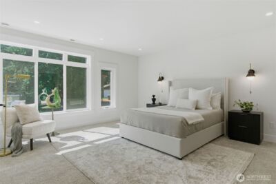 10930 NE 120th Street , Kirkland, WA 98034-6803 - Photo 17