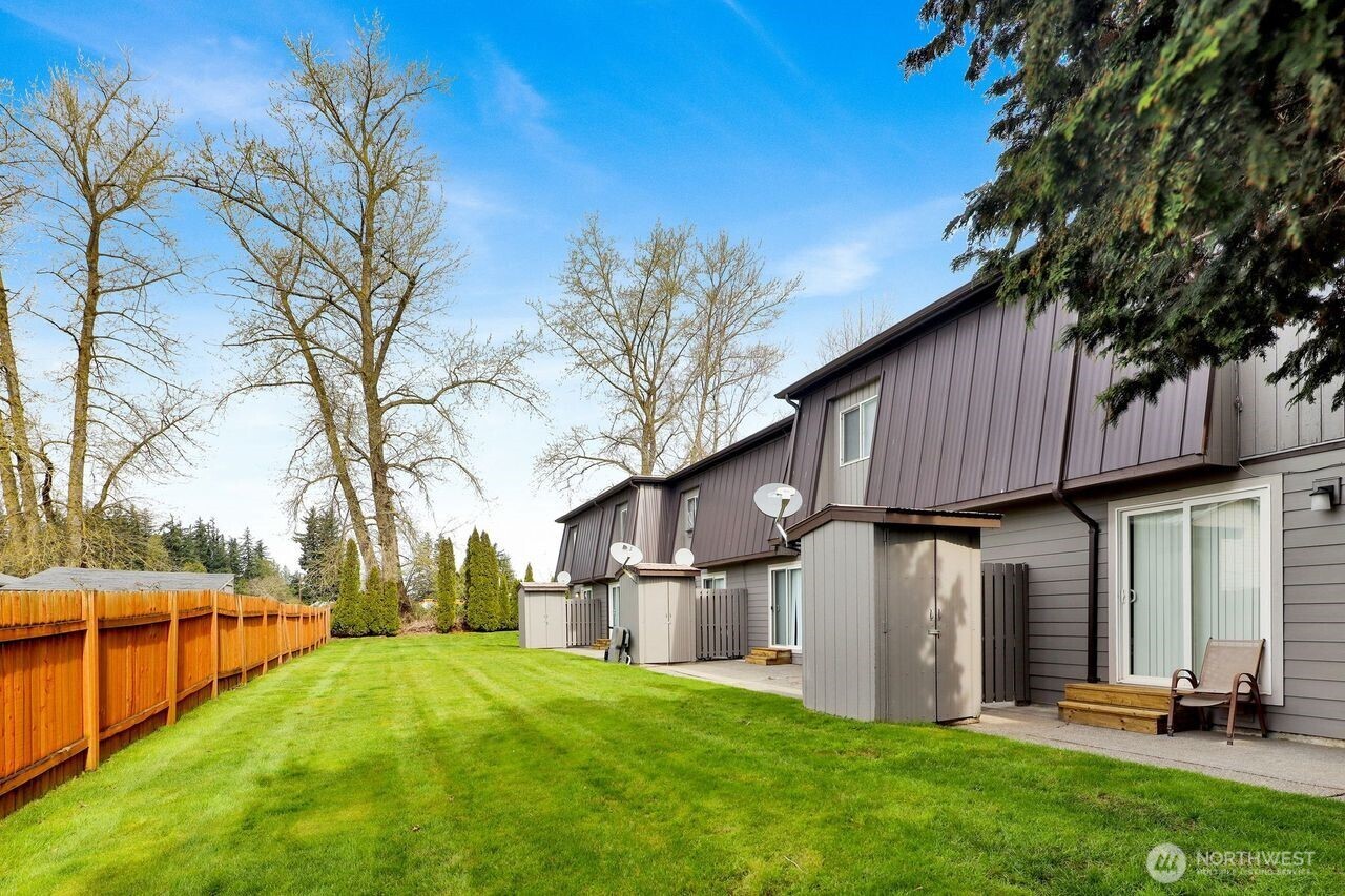 211 Maple Street , Lynden, WA 98264