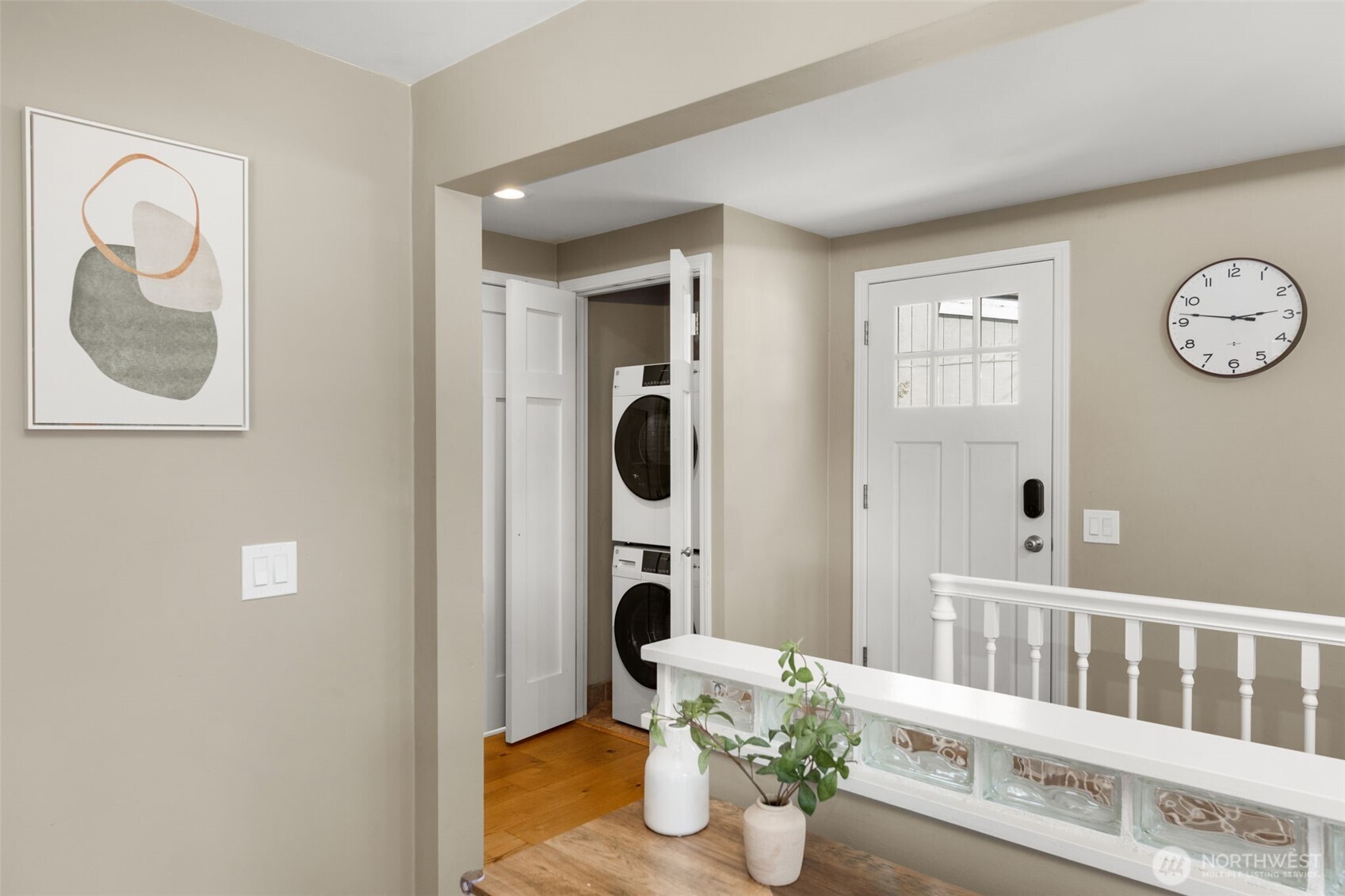 9102 12th Avenue NE, Seattle, WA 98115