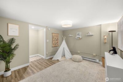 9102 12th Avenue NE, Seattle, WA 98115 - Photo 19