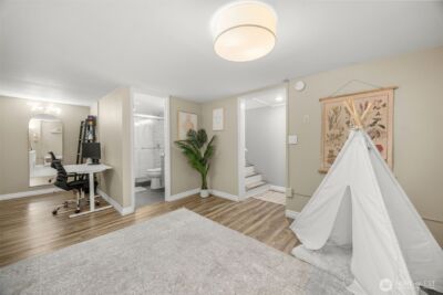 9102 12th Avenue NE, Seattle, WA 98115 - Photo 21