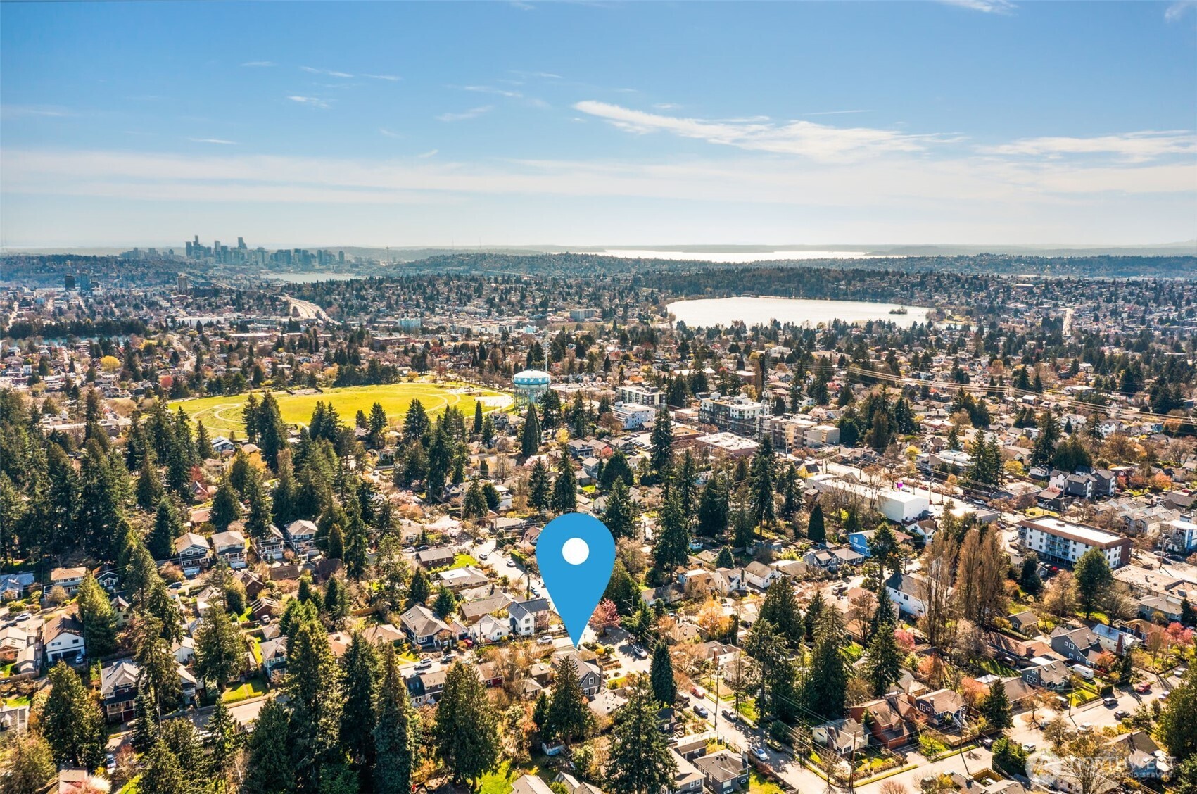 9102 12th Avenue NE, Seattle, WA 98115