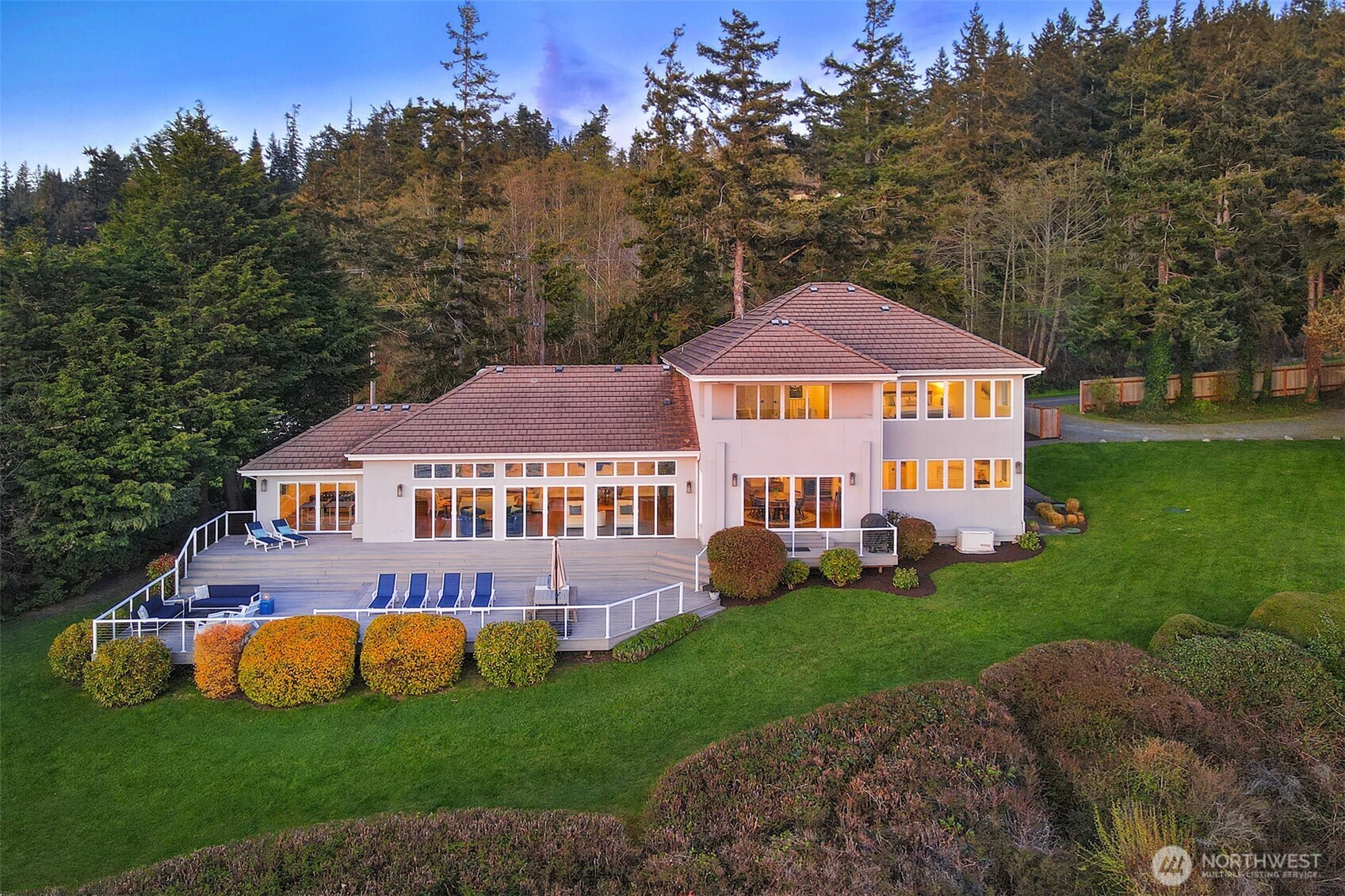 5006 Scurlock Road , Freeland, WA 98249